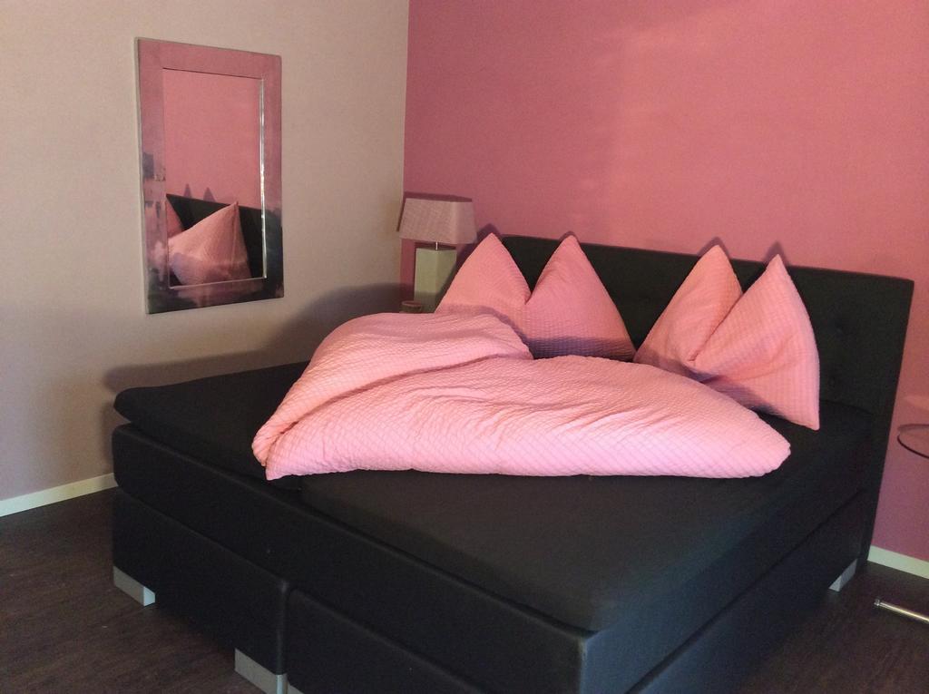 Landcafe Mit Mini Hotel Burgdorf Extérieur photo